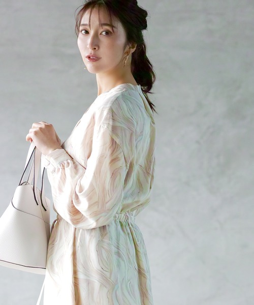 Emilyan（エミリアン）の「【手洗いできる♪】ウエストシャーリングリボン・マーブルプリントワンピース（ワンピース・レディース・ライトブルー/ライトイエロー/ライトパープル・9号）」の4枚目の写真