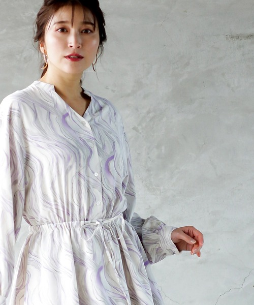 Emilyan（エミリアン）の「【手洗いできる♪】ウエストシャーリングリボン・マーブルプリントワンピース（ワンピース・レディース・ライトブルー/ライトイエロー/ライトパープル・9号）」の6枚目の写真