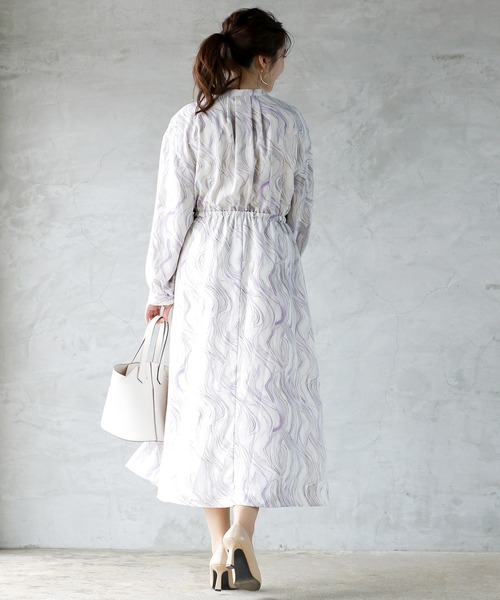 Emilyan（エミリアン）の「【手洗いできる♪】ウエストシャーリングリボン・マーブルプリントワンピース（ワンピース・レディース・ライトブルー/ライトイエロー/ライトパープル・9号）」の10枚目の写真