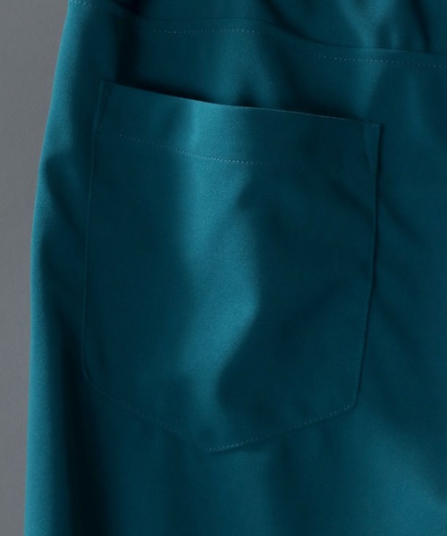SITRY(シトリー)の「amundsen center pin tuck pants/梨地織り センター ピンタックパンツ(スラックス・メンズ・ブラック/ターコイズブルー/ブラウン/チャコールグレー・L/M/LL)」の7枚目の写真