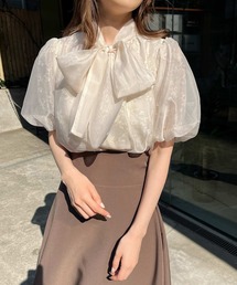 レース×シアーの華やかリボンブラウス