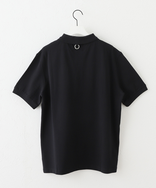 FRED PERRY×RAF SIMONS(フレッドペリーラフシモンズ)の「【RAFSIMONS × FREDPERRY】PATCHED ポロシャツ(ポロシャツ・メンズ・ブラック・SMALL/MEDIUM/LARGE)」の2枚目の写真