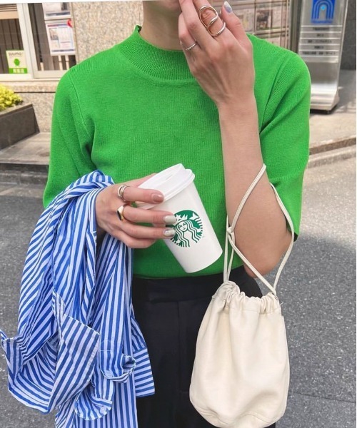 feepur（フェピュール）の「【ハンドウォッシャブル】モックネック5分袖カラーニット（ニット/セーター・レディース・ブルー/グリーン系その他/グリーン/ピンク/オレンジ/ブラック/オフホワイト・MEDIUM）」の3枚目の写真