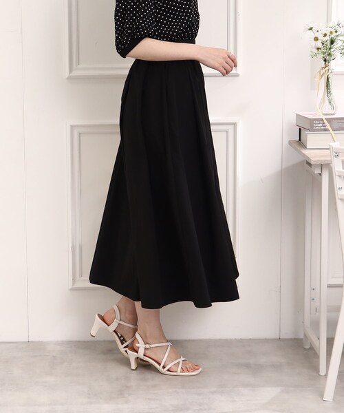 couture brooch(クチュールブローチ)の「◆【鮮やかカラースカートで新鮮コーデに。】タイプライタータックウエストスカート(スカート・レディース・ピンク系/サンドベージュ/ブラック/ライトブルー・34/36/38/40/42)」の9枚目の写真