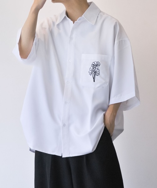NILWAY（ニルウェイ）の「フラワー刺繍オーバーサイズレギュラーカラー