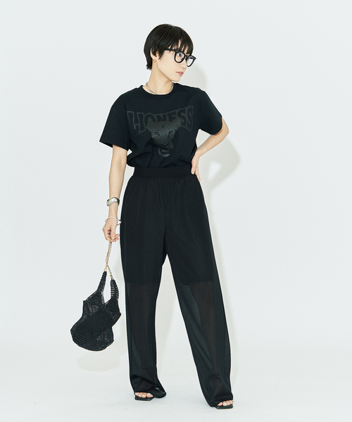 HARDY NOIR（アルディーノアール）の「LIONESSプリントTシャツ（Tシャツ/カットソー・レディース・ブラック・FREE）」の10枚目の写真