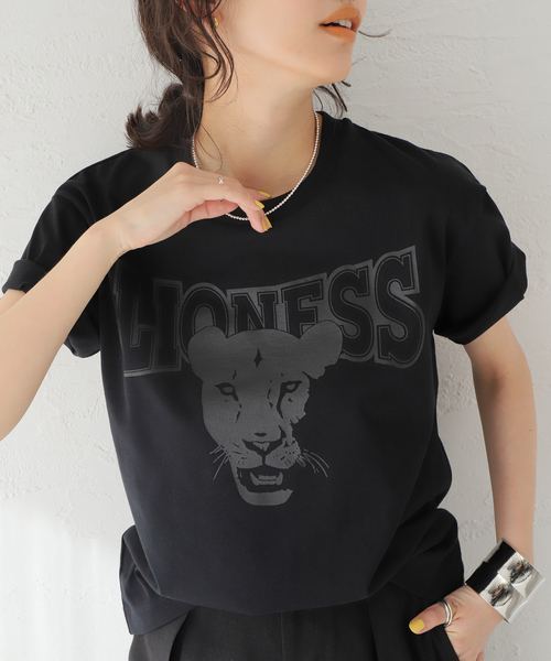 HARDY NOIR（アルディーノアール）の「LIONESSプリントTシャツ（Tシャツ/カットソー・レディース・ブラック・FREE）」の12枚目の写真