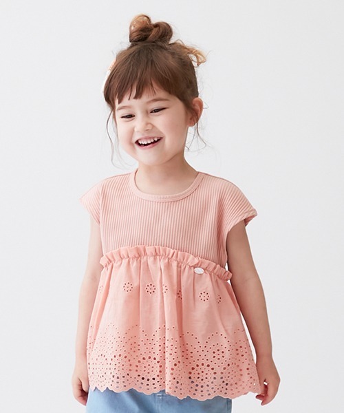 petit main(プティマイン)の「【リンク】レースカットチュニック(キッズ)(Tシャツ/カットソー・キッズ・ピンク/オフホワイト/ブルー・110cm/90cm/130cm/120cm/80cm/100cm)」の3枚目の写真