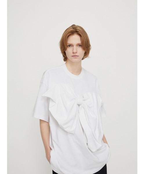 JNBY(ジェーエヌビーワイ)の「Bow-embellished Cotton T-shirt(Tシャツ/カットソー・レディース・ブラック/ホワイト・36/38/40)」の21枚目の写真