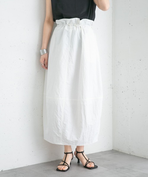 KBF（ケイビーエフ）の「バルーンロングスカート（スカート・レディース・チャコールグレー/ブラック/オフホワイト・ONE）」の9枚目の写真