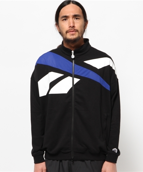 Reebok（リーボック）の「メンズ リーボック クラシック ベクター ジャージ ジャケット Reebok TYO VECTOR TRACK TOP（ジャージ・メンズ・ブラック/ブルー/ネイビー・X-LARGE/MEDIUM/LARGE）」の13枚目の写真