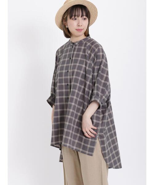 Samansa Mos2（サマンサ モスモス）の「柄アソートラグランスリーブチュニック（チュニック・レディース・ブラック/オフホワイト/ダークブラウン/ピンク/パープル・F）」の4枚目の写真