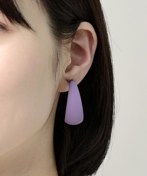 Fun & Daily(ファンアンドデイリー)の「F&D : カラーカールイヤリング(イヤリング・レディース・ホワイト/ブラック/ピンク/オレンジ/ブルー/パープル/レッド/ブルーグリーン・FREE)」の22枚目の写真