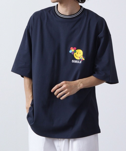 SMILEY FACE(スマイリーフェイス)の「SMILEY FACE オーバーサイズ リブライン半袖Tシャツ(Tシャツ/カットソー・レディース・マスタード/ネイビー/グリーン/オフホワイト・M/L)」の21枚目の写真