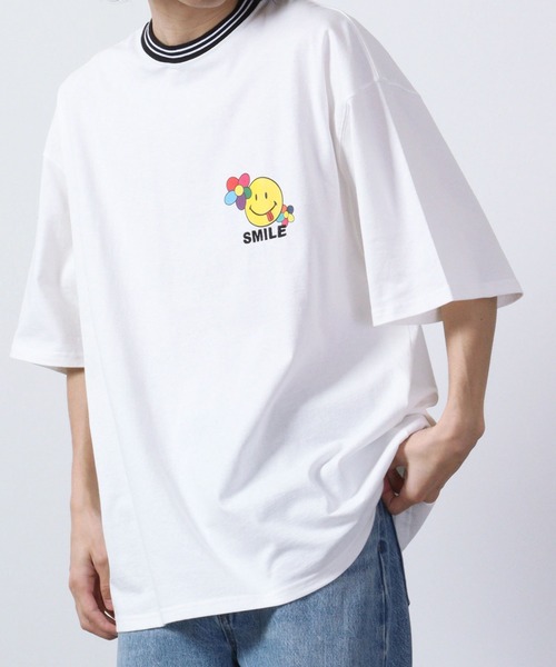 SMILEY FACE(スマイリーフェイス)の「SMILEY FACE オーバーサイズ リブライン半袖Tシャツ(Tシャツ/カットソー・レディース・マスタード/ネイビー/グリーン/オフホワイト・M/L)」の11枚目の写真