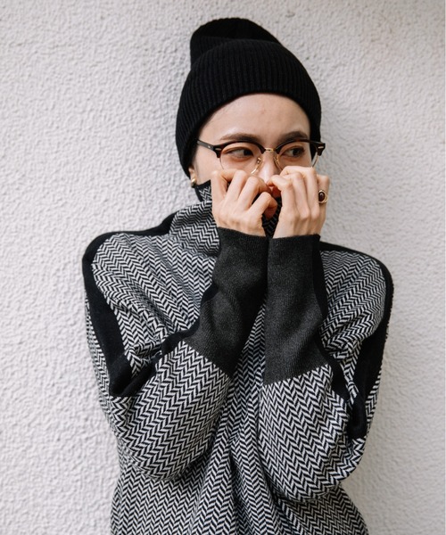 MHBG TOKYO（エムエイチビージートーキョー）の「サイドライン　ヘリンボーン　ハイネックニット（ニット/セーター・レディース・グリーン/レッド/オレンジ/オフホワイト/ブルー/イエロー/ブラック・FREE）」の17枚目の写真