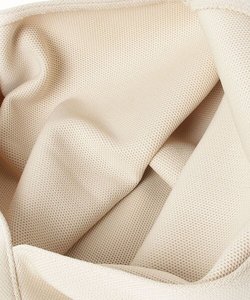 fredy emue（フレディエミュ）の「三角ニットバッグ（ショルダーバッグ・レディース・ブラック/キナリ・FREE）」の9枚目の写真