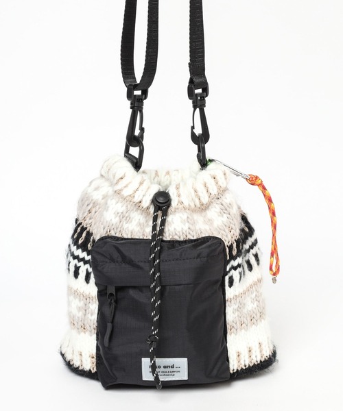 niko and...（ニコアンド）の「オリジナルポケット付きミニショルダーバッグ（ショルダーバッグ・レディース・その他1/ブラック/アイボリー・0）」の7枚目の写真