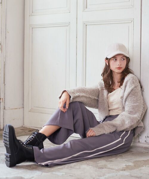 RETRO GIRL（レトロガール）の「シャギーショートカーディガン（カーディガン/ボレロ・レディース・ダークグレー/ライトベージュ/レッド/ブルー・FREE）」の16枚目の写真