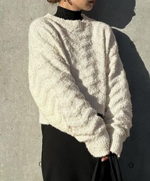 ウェーブデザインショートニット