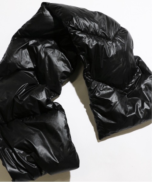 NANGA（ナンガ）の「NANGA / ナンガ PORTABLE LIGHT DOWN MUFFLER ポータブルライトダウンマフラー（マフラー・メンズ・モカ/ブラック/ベージュ・FREE）」の8枚目の写真