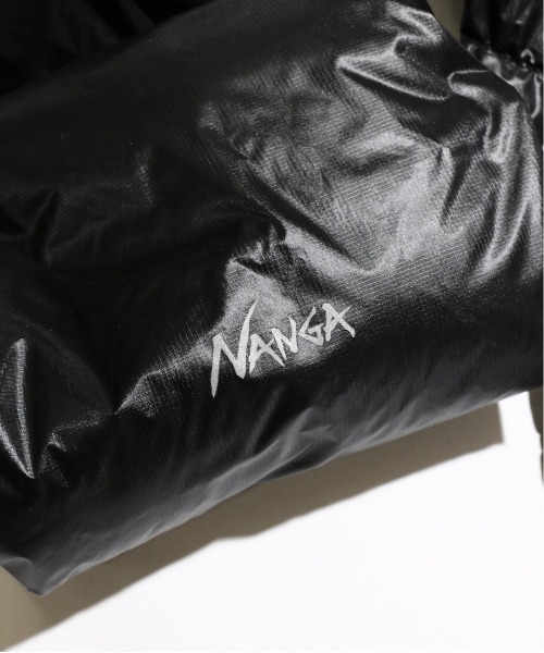 NANGA（ナンガ）の「NANGA / ナンガ PORTABLE LIGHT DOWN MUFFLER ポータブルライトダウンマフラー（マフラー・メンズ・モカ/ブラック/ベージュ・FREE）」の7枚目の写真