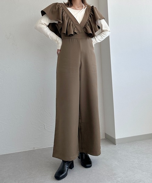 apres jour clair(アプレジュールクレア)の「【apres jour clair】フリルサロペット【ZOZOTOWN限定アイテム】(サロペット/オーバーオール・レディース・ブラウン系その他/ブラック・X-LARGE/フリー)」の7枚目の写真