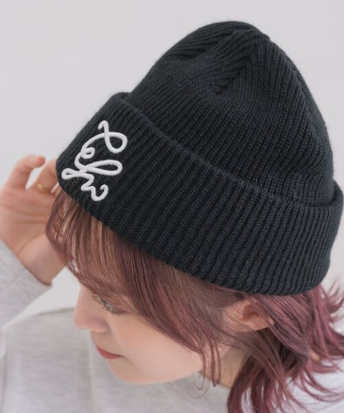 casita(RETRO GIRL)(カシータ)の「刺繍ニットワッチ(ハット・レディース・ブラック/オフホワイト/ダークグレー・ONE SIZE)」の1枚目の写真