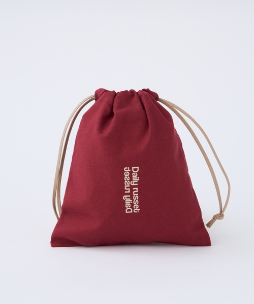 Daily russet(デイリー ラシット)の「巾着ポーチ(S)(ポーチ・レディース・ボルドー/オリーブ/ネイビー/ベージュ/グレー/ブラック・FREE)」の6枚目の写真