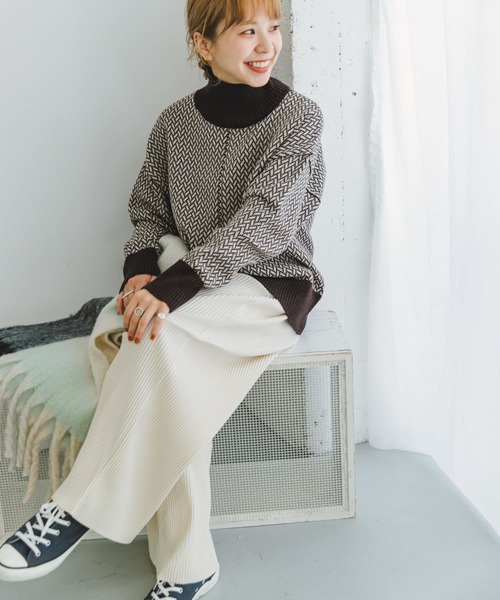 ITEMS URBANRESEARCH（アイテムズ アーバンリサーチ）の「『洗濯可』ハイネックワイドニット2（ニット/セーター・レディース・ホワイト系その他/グリーン系その他/オフホワイト/ブラウン系その他/ブラック/ブルー系その他・FREE）」の10枚目の写真