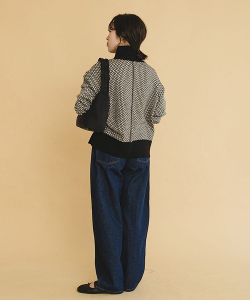 ITEMS URBANRESEARCH（アイテムズ アーバンリサーチ）の「『洗濯可』ハイネックワイドニット2（ニット/セーター・レディース・ホワイト系その他/グリーン系その他/オフホワイト/ブラウン系その他/ブラック/ブルー系その他・FREE）」の14枚目の写真