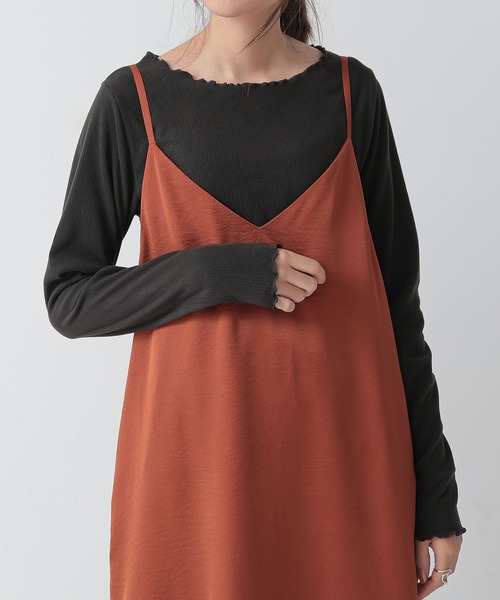 and it_(アンドイット)の「起毛リブメロークルーネック長袖Tシャツ(Tシャツ/カットソー・レディース・ブルー/グレイッシュベージュ/グリーン/アイボリー/ブラック・M)」の3枚目の写真