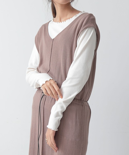 and it_(アンドイット)の「起毛リブメロークルーネック長袖Tシャツ(Tシャツ/カットソー・レディース・ブルー/グレイッシュベージュ/グリーン/アイボリー/ブラック・M)」の9枚目の写真
