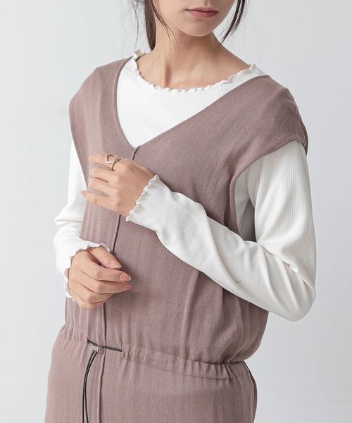 and it_(アンドイット)の「起毛リブメロークルーネック長袖Tシャツ(Tシャツ/カットソー・レディース・ブルー/グレイッシュベージュ/グリーン/アイボリー/ブラック・M)」の11枚目の写真