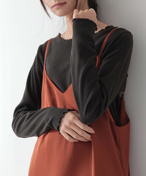 and it_(アンドイット)の「起毛リブメロークルーネック長袖Tシャツ(Tシャツ/カットソー・レディース・ブルー/グレイッシュベージュ/グリーン/アイボリー/ブラック・M)」の15枚目の写真