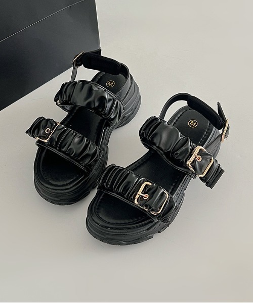Shoes in Closet(シューズインクローゼット)の「+6.5㎝ 軽量 厚底 ギャザーベルト バックル スポーツ サンダル 6294(サンダル・レディース・ブラック×ブラック/アイボリー/グレー系/ピンク・XS/3L/M/L/LL/S)」の8枚目の写真