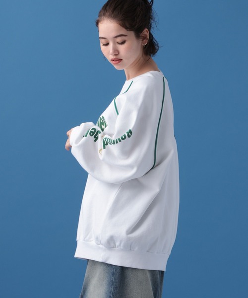 PBLIM（ページボーイリム）の「PBLIM/スポーティーロゴスウェット（スウェット・レディース・オフホワイト/ネイビー/グリーン・MEDIUM/LARGE）」の13枚目の写真