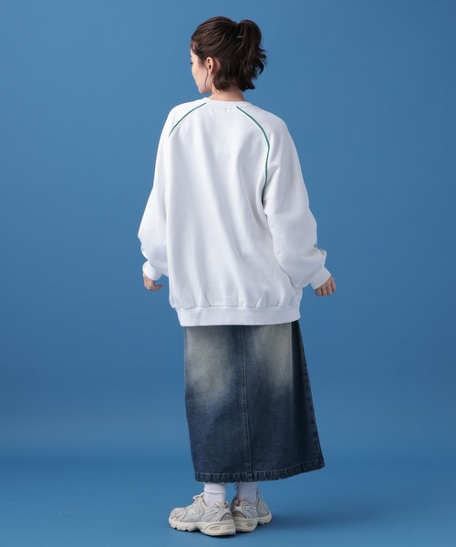 PBLIM（ページボーイリム）の「PBLIM/スポーティーロゴスウェット（スウェット・レディース・オフホワイト/ネイビー/グリーン・MEDIUM/LARGE）」の16枚目の写真