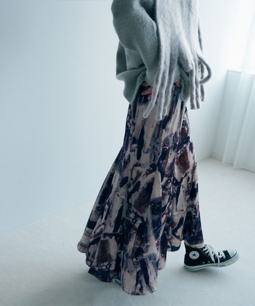 marjour(マージュール)の「ART PRINT SKIRT(スカート・レディース・ブルー/ベージュ・M)」の9枚目の写真
