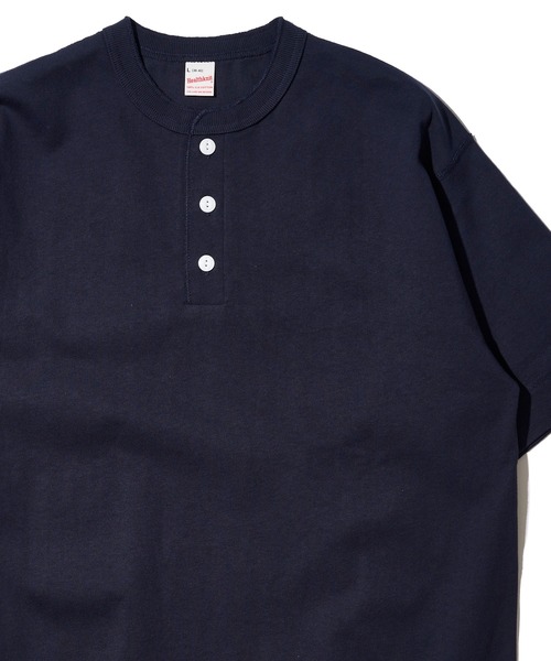 Healthknit（ヘルスニット）の「【Healthknit】Max Weight Jersey Henleyneck S/S / マックスウェイト ジャージー ヘンリーネックTシャツ（Tシャツ/カットソー・メンズ・オフホワイト/ブラック/ネイビー/マスタード/グリーン・LARGE/MEDIUM/X-LARGE）」の4枚目の写真