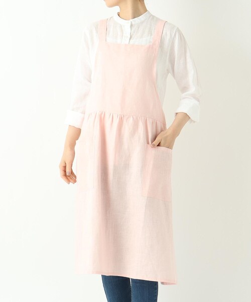 【セール】リネンギャザーワンピースエプロン チェリーピンク <LINEN&BASIC リネンアンドベーシック>(エプロン)|212 KITCHEN STORE(トゥワントゥキッチンストア)