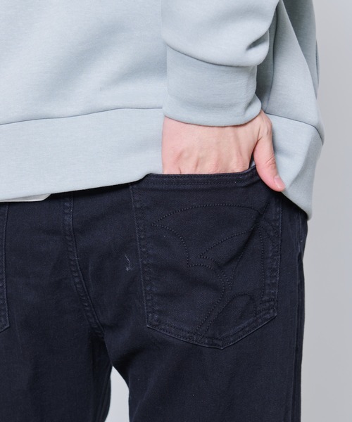 Arnold Palmer（アーノルドパーマー）の「ストレッチ デニム イージーパンツ（デニムパンツ・メンズ・ダークブルー/ライトブルー/ブラック・LL/L/M）」の5枚目の写真