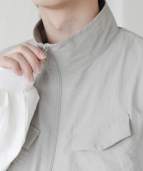 epnok（エプノック）の「マルチポケットナイロンベスト（ベスト・メンズ・ブラック/グレイッシュベージュ・SMALL/LARGE/MEDIUM）」の5枚目の写真
