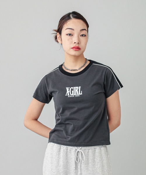 X-girl（エックスガール）の「CONTRAST STRIPE S/S BABY TEE（Tシャツ/カットソー・レディース・オリーブ/ホワイト/チャコール・S/M）」の2枚目の写真