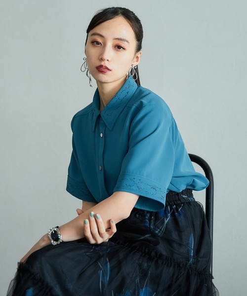 HARE（ハレ）の「レーザーカットシャツ(HARE)（シャツ/ブラウス・レディース・グリーン/ホワイト/チャコールグレー/ブラック/ピンク・FREE）」の21枚目の写真