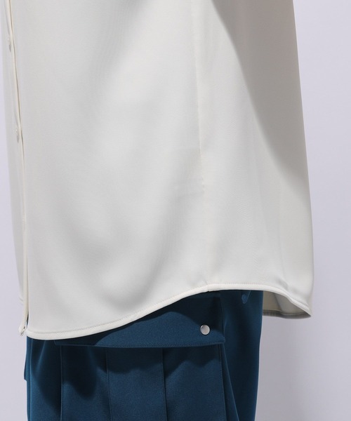 HARE（ハレ）の「レーザーカットシャツ(HARE)（シャツ/ブラウス・レディース・グリーン/ホワイト/チャコールグレー/ブラック/ピンク・FREE）」の7枚目の写真