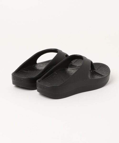 TELIC(テリック)の「《TELIC》FLIPFLOP2(サンダル・メンズ・ブラック/ダークブルー/アイボリー・L/ML/M/XL/S)」の4枚目の写真