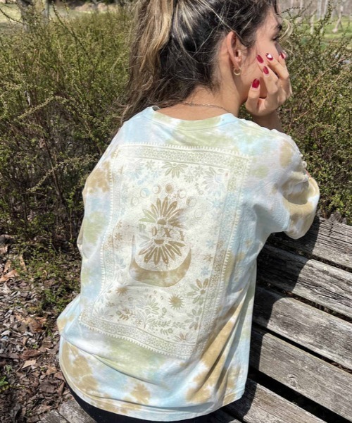 ROXY（ロキシー）の「PAPER MOON/ロキシー総柄半袖バックプリントTシャツ（Tシャツ/カットソー・レディース・マルチ/イエロー/ブラック・SMALL/LARGE/MEDIUM）」の21枚目の写真