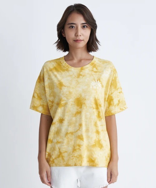 ROXY（ロキシー）の「PAPER MOON/ロキシー総柄半袖バックプリントTシャツ（Tシャツ/カットソー・レディース・マルチ/イエロー/ブラック・SMALL/LARGE/MEDIUM）」の18枚目の写真