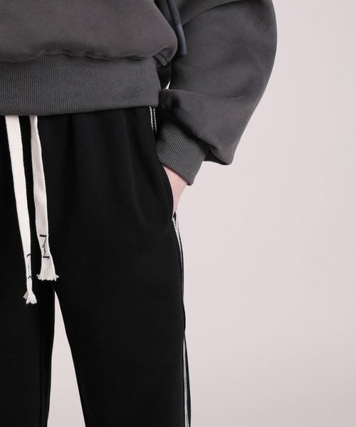 HOOK（フック）の「【HOOK】for girls　サイドラインスウェットワイドパンツ（スウェットパンツ・レディース・チョコ/ブラック/イエロー/ベージュ/ライトベージュ・M/XL/L）」の11枚目の写真